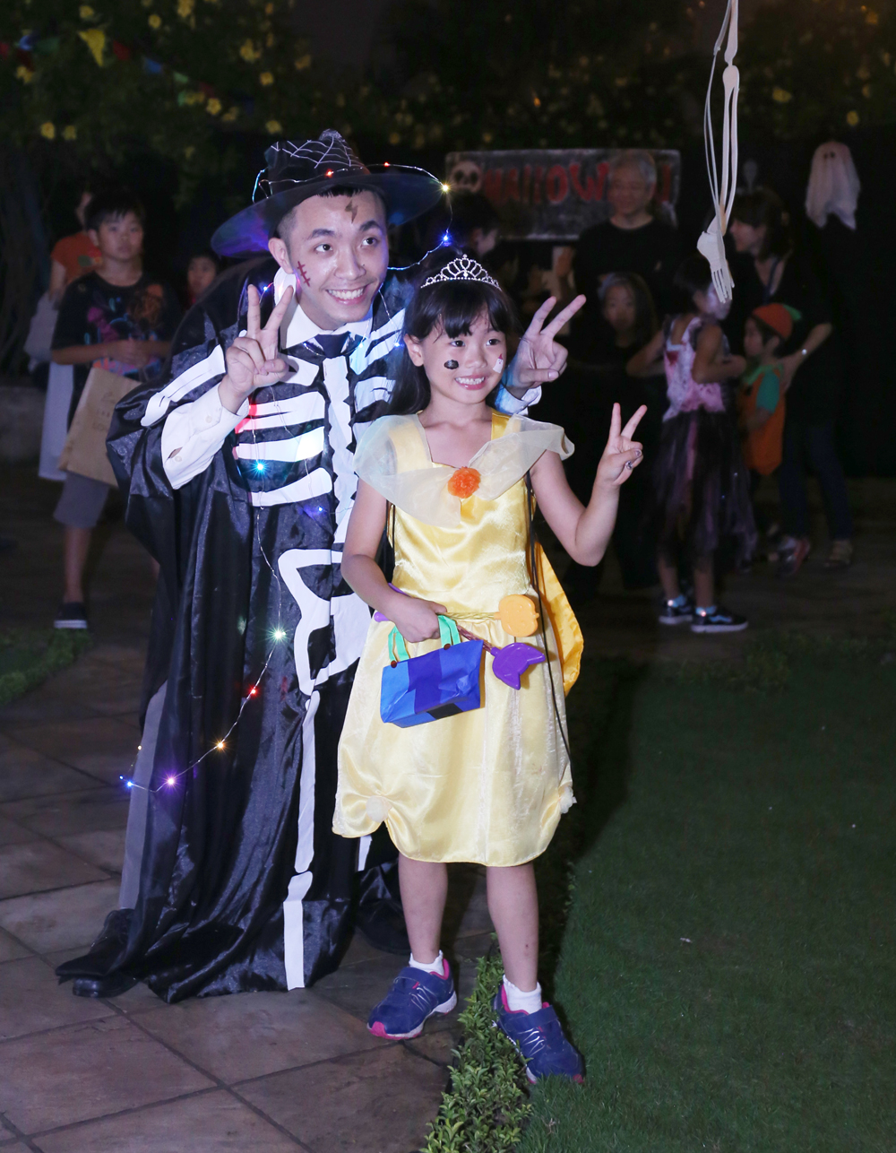 Lễ hội Halloween đầy màu sắc tại Diamond Westlake Suites