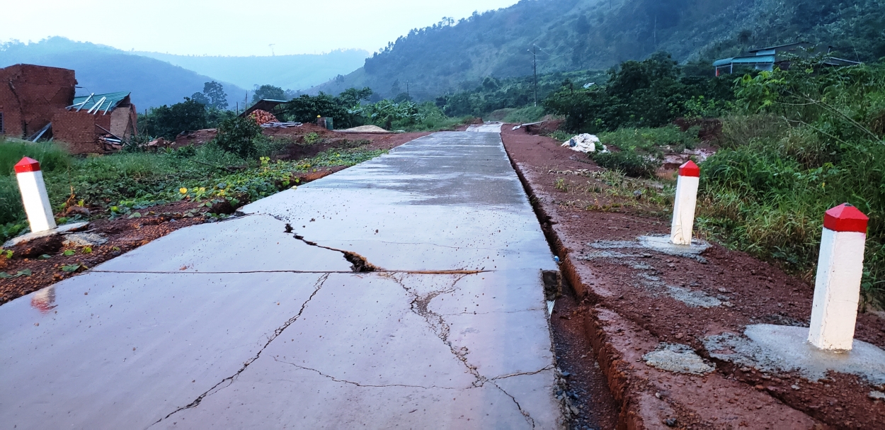 Vụ đường 80 tỷ chưa bàn giao đã hỏng ở Lâm Đồng: Cần làm rõ nguyên nhân, xử lý sai phạm nếu có