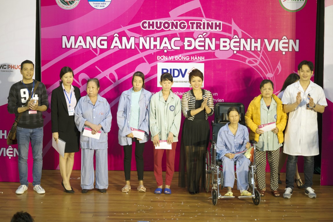 Thầy trò The Voice Kids mang âm nhạc xoa dịu nỗi đau bệnh nhân tiểu đường