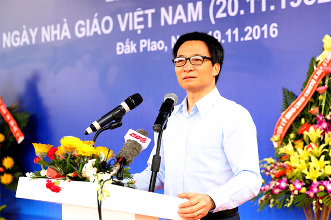 Phó Thủ tướng xúc động khi dự lễ kỉ niệm Ngày Nhà giáo Việt Nam tại Đắk Nông