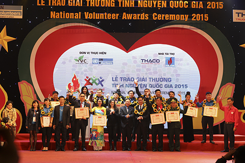 Tôn vinh những tấm gương tình nguyện