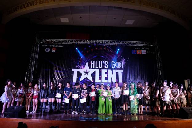 12 thí sinh vào Chung kết cuộc thi Hlu’s Got Talent 2017 của Đại học Luật Hà Nội