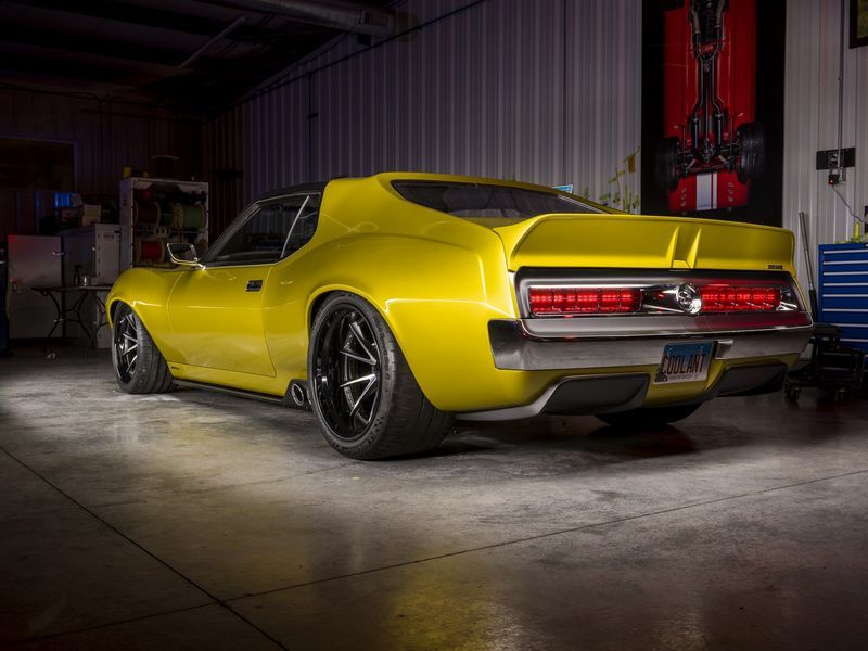 AMC Javelin AMX 1.036 mã lực mang sức mạnh của Hellcat đến SEMA 2017