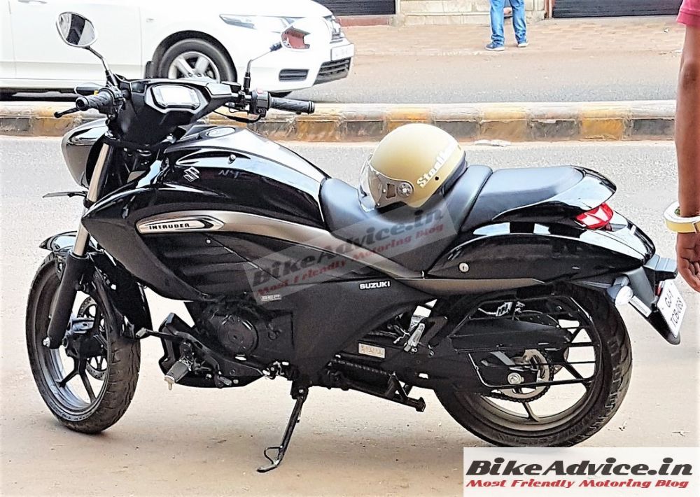Suzuki Intruder 150 - Cruiser giá rẻ được mong đợi bất ngờ xuất hiện trên đường phố
