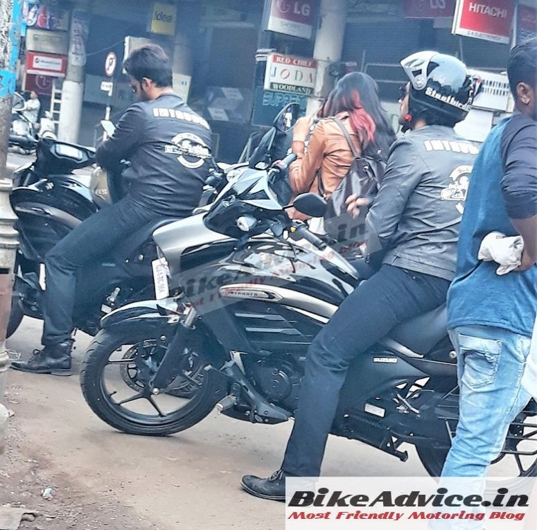 Suzuki Intruder 150 - Cruiser giá rẻ được mong đợi bất ngờ xuất hiện trên đường phố