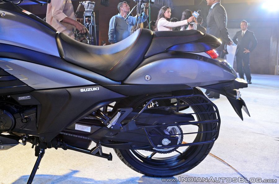 Suzuki Intruder 150 mới chính thức được tung bán, giá 34,5 triệu VNĐ