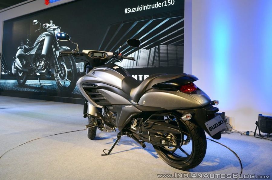 Suzuki Intruder 150 mới chính thức được tung bán, giá 34,5 triệu VNĐ