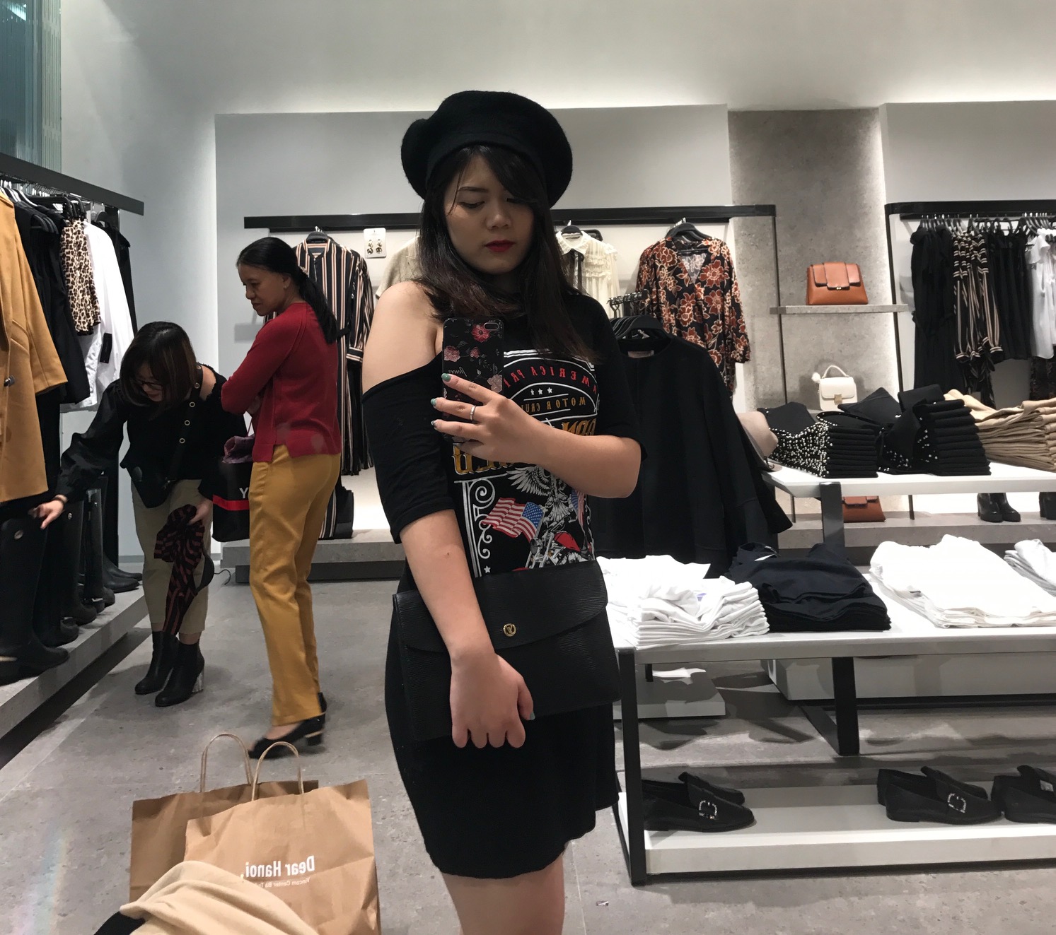 Zara Hà Nội chính thức khai trương tại Vincom Bà Triệu