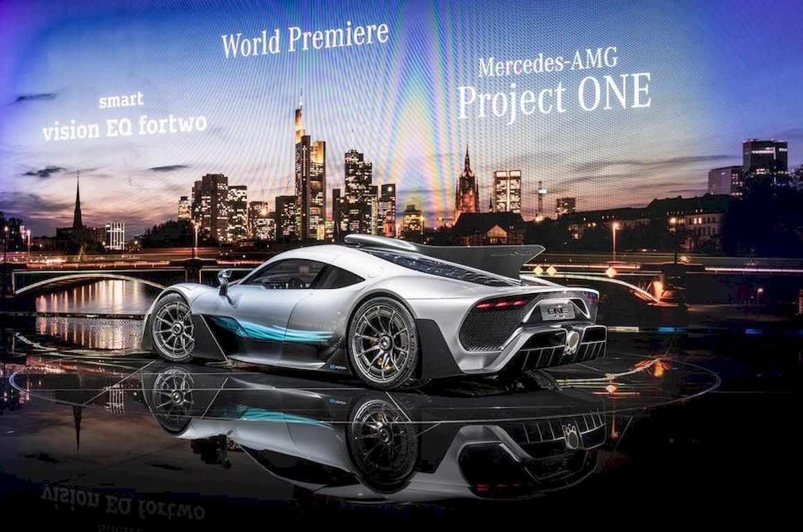 Một chiếc Mercedes-AMG Project One được rao bán với giá gấp đôi giá niêm yết