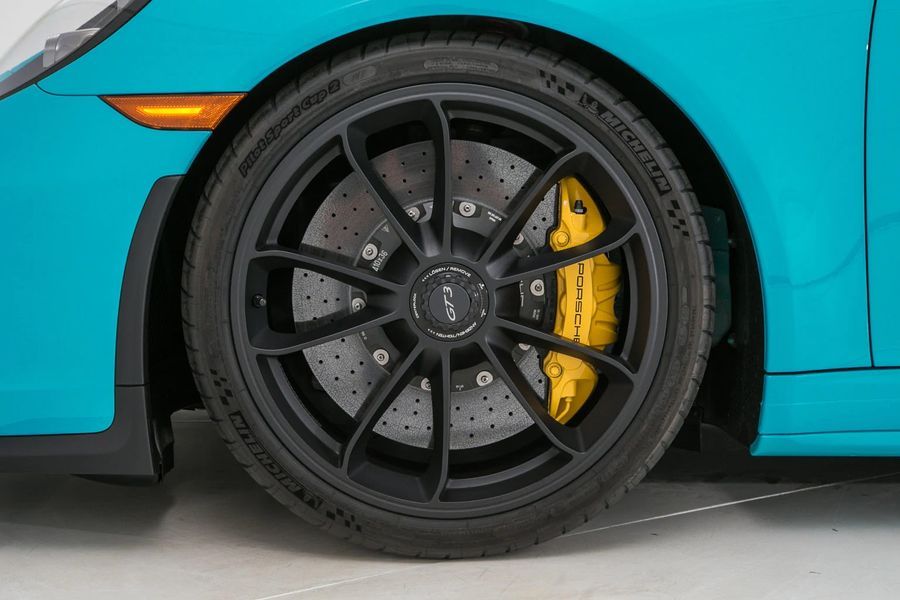 Ngắm Porsche 911 GT3 Miami Blue 2018 bắt mắt với sắc xanh độc đáo