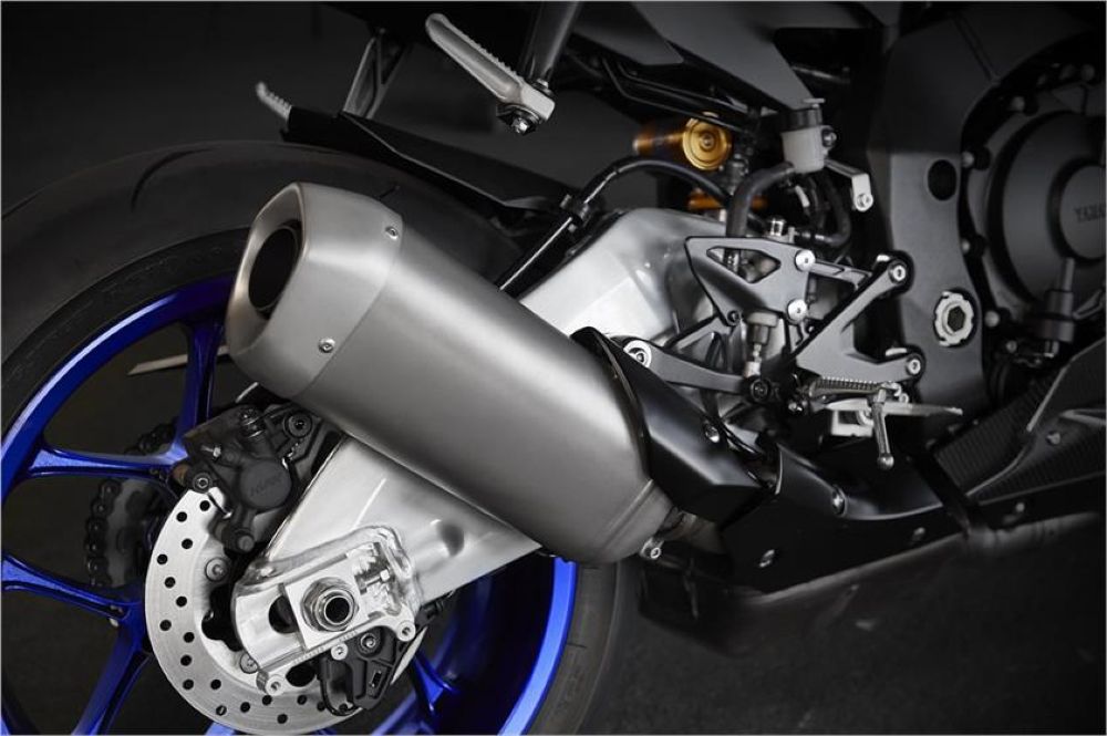 Yamaha YZF-R1M 2018 trình làng với nhiều bổ sung về công nghệ