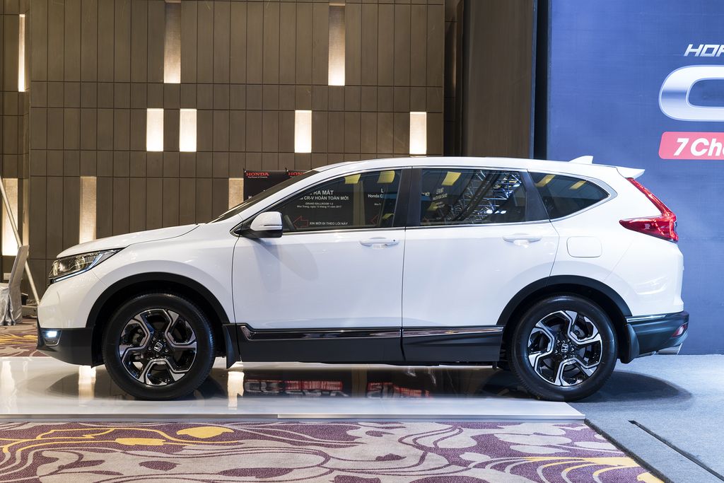 Chi tiết Honda CR-V 7 chỗ hoàn toàn mới vừa ra mắt tại Việt Nam, giá từ 950 triệu đồng
