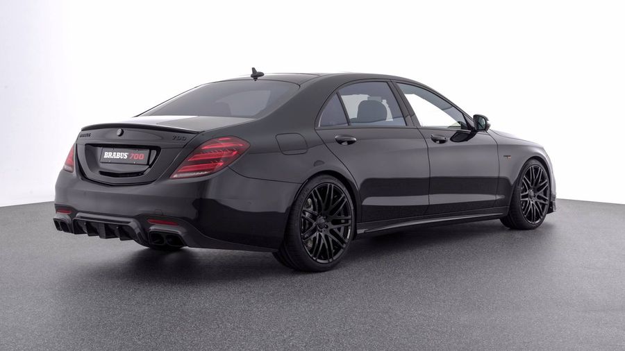 Brabus tung hai gói nâng cấp 700 và 900 cho Mercedes-AMG S63 và Maybach S650