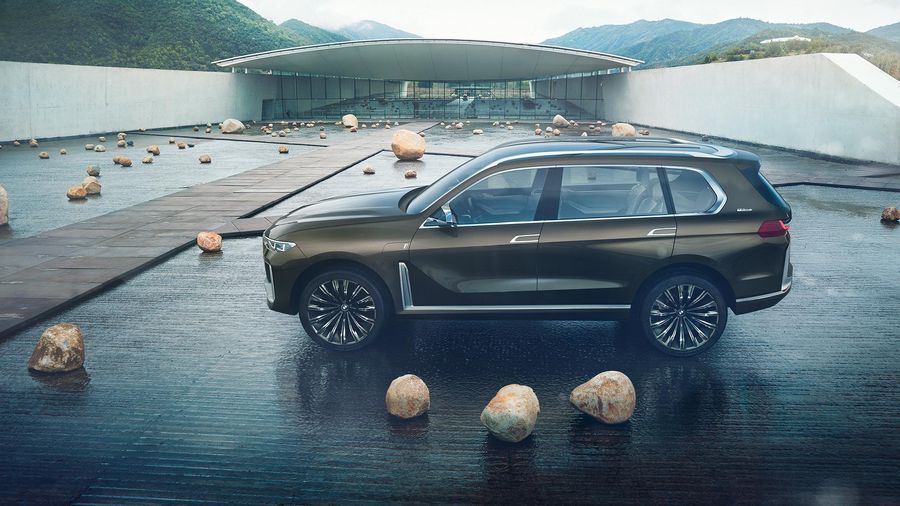 SUV hạng sang BMW X8 có thể là dòng xe đắt nhất của hãng xe Đức