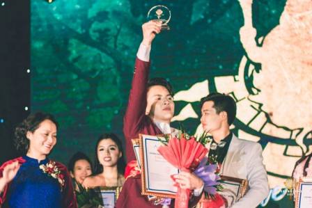 Mai Nguyễn Thanh Tùng giành ngôi vị Đại sứ học sinh trường THPT Chu Văn An