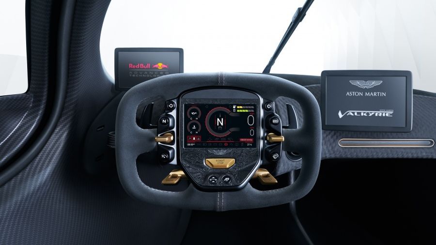 Aston Martin Valkyrie AMR Pro được tối giản nội thất, tối ưu hóa khí động học