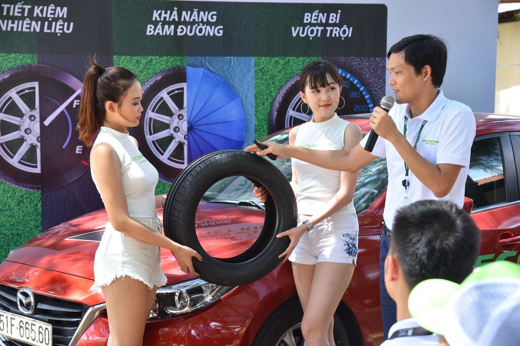 Bridgestone ra mắt lốp mới tiết kiệm nhiên liệu Ecopia EP300