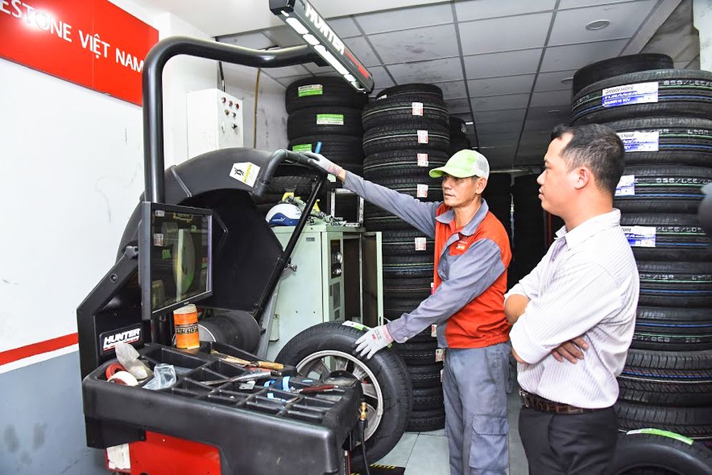 Bridgestone ra mắt lốp mới tiết kiệm nhiên liệu Ecopia EP300