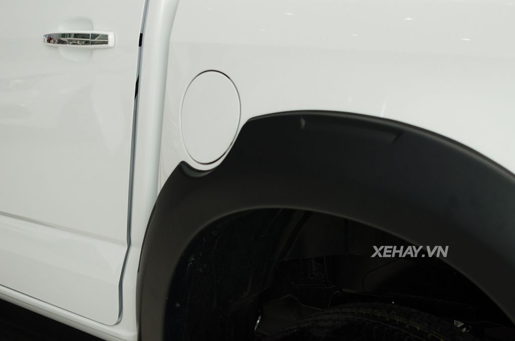 Cận cảnh Chevrolet Colorado Centennial Edition đầu tiên tại Việt Nam