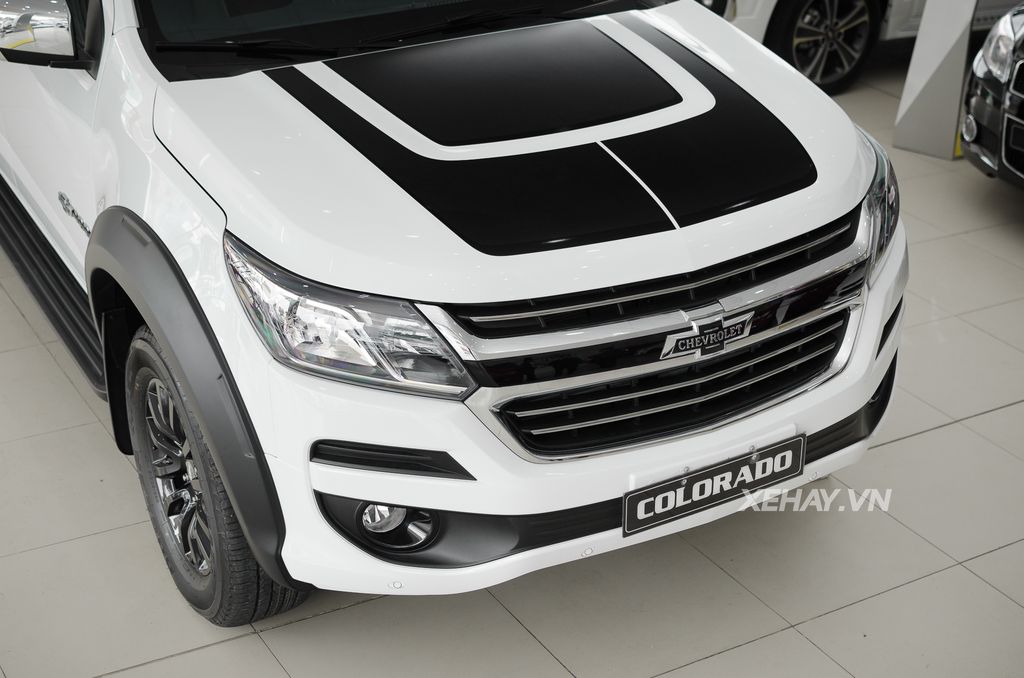 Cận cảnh Chevrolet Colorado Centennial Edition đầu tiên tại Việt Nam