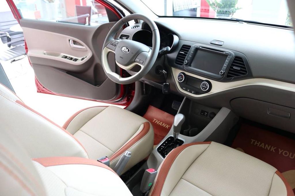 Kia Morning S giá 394 triệu đồng mới được giới thiệu tại Việt Nam đã có mặt ở đại lý