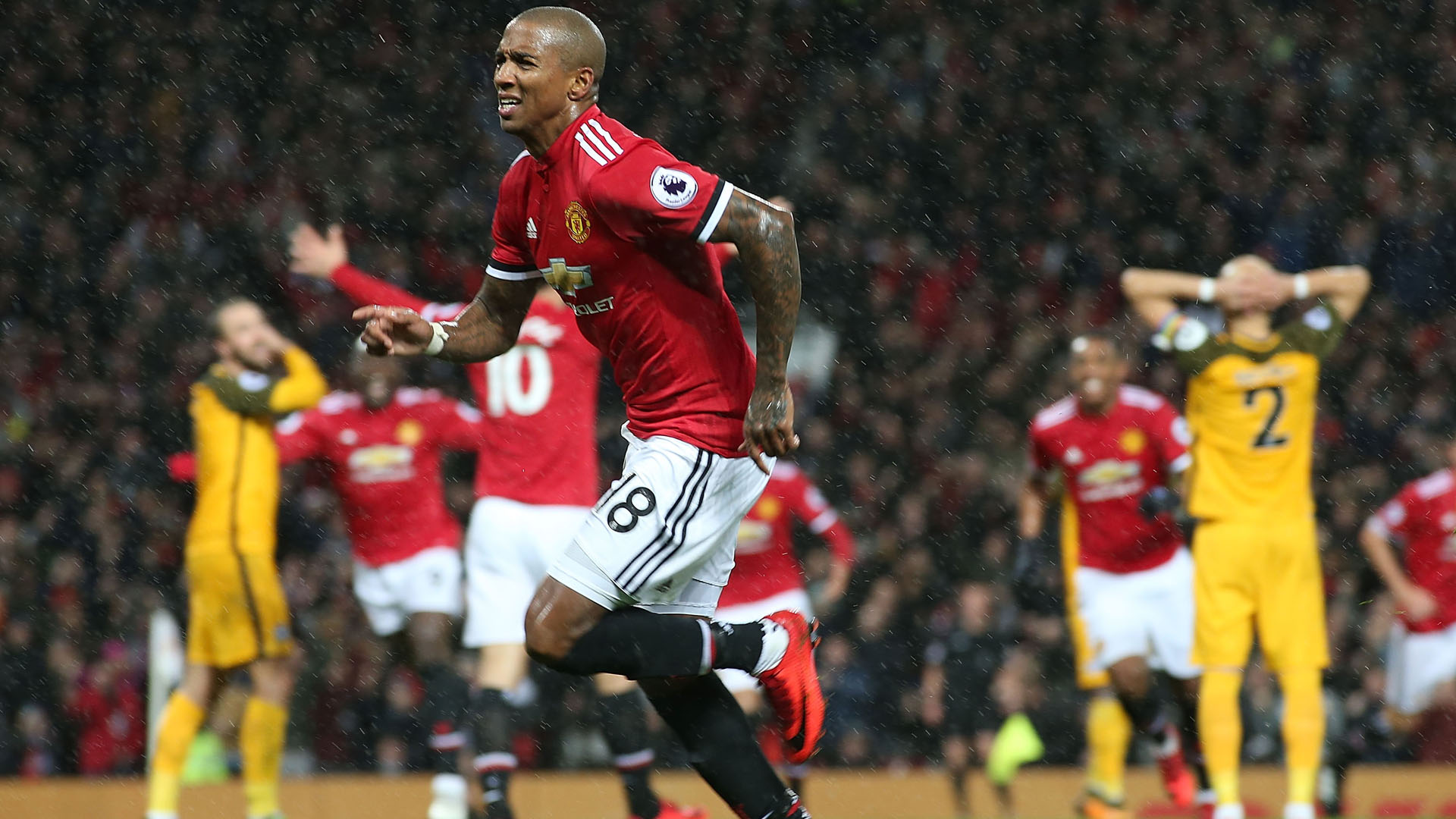 Man Utd 1-0 Brighton: Nhờ đến sự may mắn