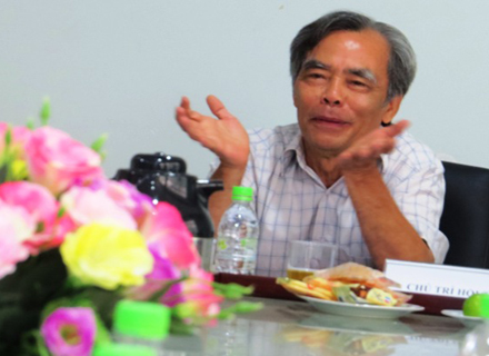 Cải tiến chữ tiếng Việt: Phê phán nhưng vẫn học theo chữ để chế giễu là khiếm nhã
