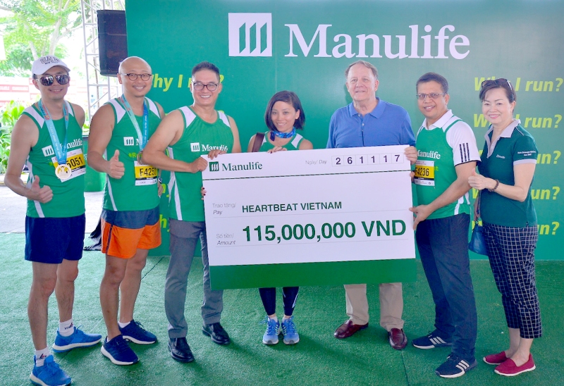 Manulife Việt Nam đóng góp gần 700 triệu đồng cho Tổ chức Nhịp Tim Việt Nam