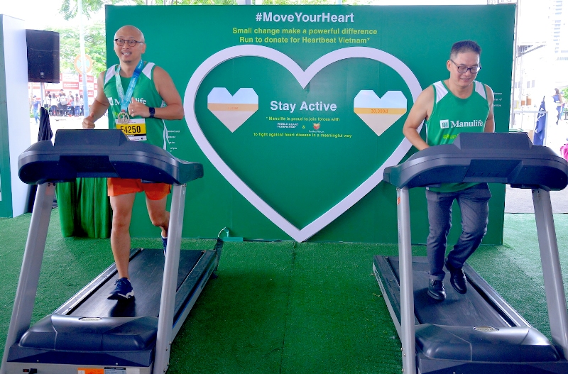 Manulife Việt Nam đóng góp gần 700 triệu đồng cho Tổ chức Nhịp Tim Việt Nam