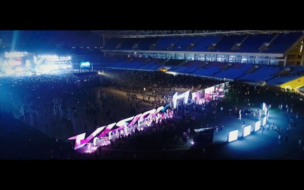 Hơn 100.000 khán giả tham gia Honda VISION STEPS OF GLORY 2017