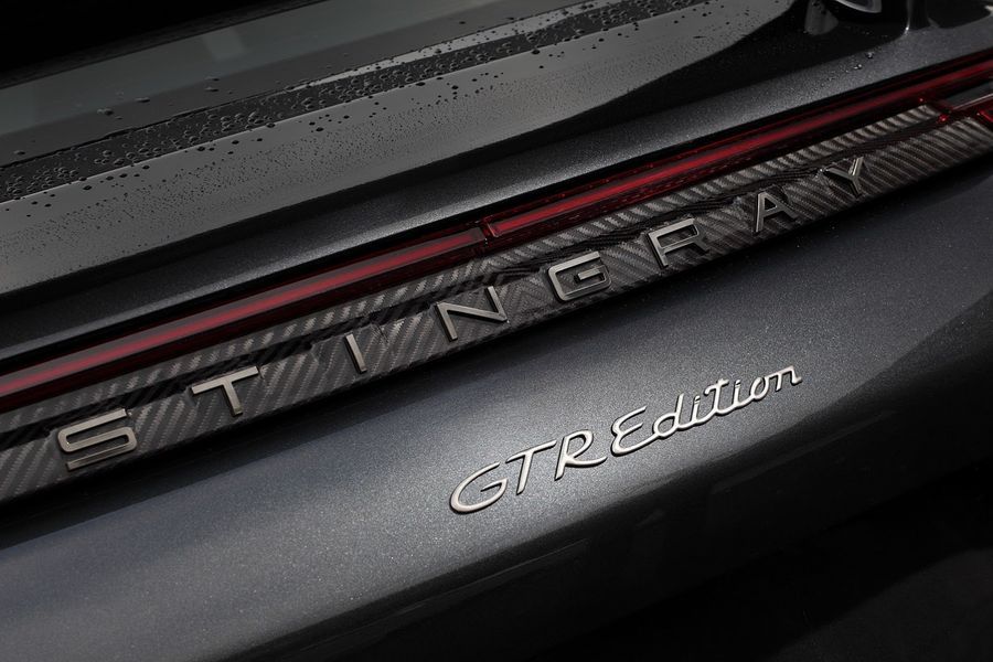 Khám phá xe độ Porsche Panamera Turbo 2017 có giá 6,36 tỷ VNĐ