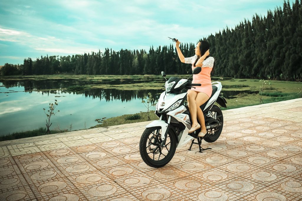 WINNER: Triệu khoảnh khắc – Một đam mê: Khi các cô nàng “xuất chiêu”