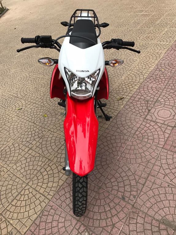 Lô hàng Honda XR150 L 2017 tiêu chuẩn châu Âu đã về Việt Nam, giá 40 triệu đồng