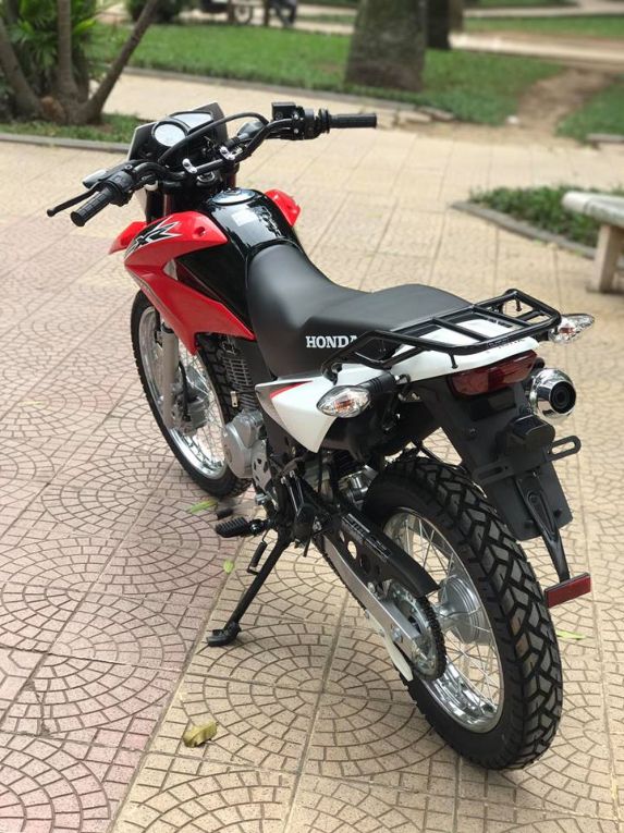 Lô hàng Honda XR150 L 2017 tiêu chuẩn châu Âu đã về Việt Nam, giá 40 triệu đồng