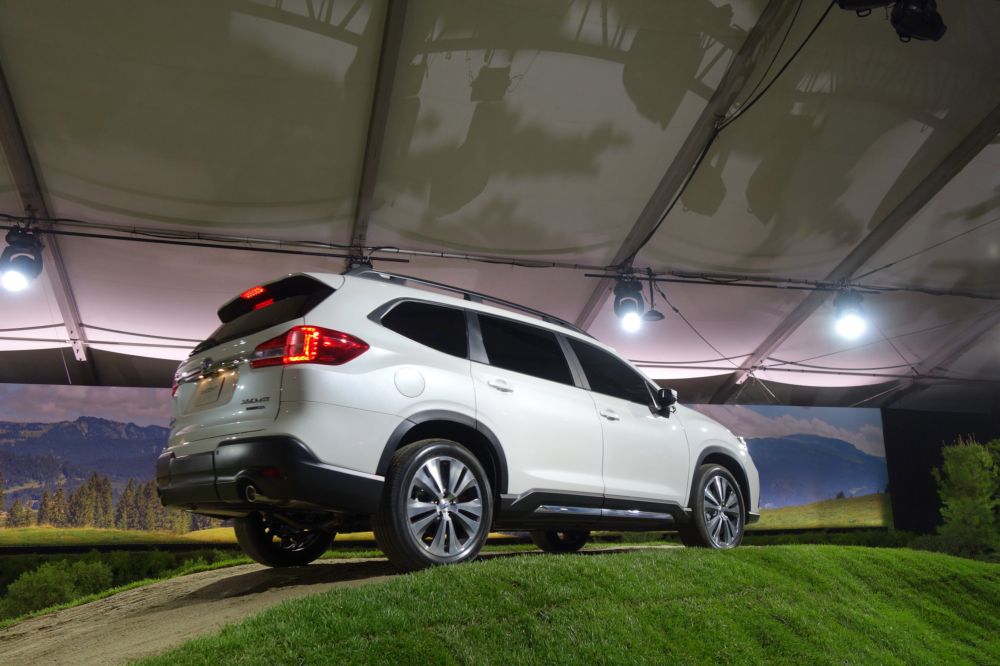 Subaru trình làng SUV 7 chỗ mới nhất mang tên Ascent tại triển lãm Los Angeles 2017