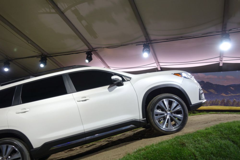 Subaru trình làng SUV 7 chỗ mới nhất mang tên Ascent tại triển lãm Los Angeles 2017