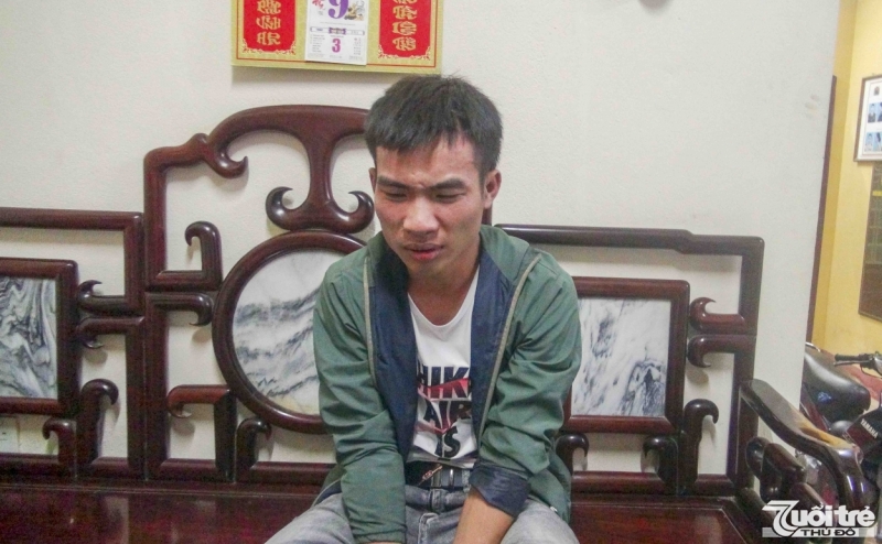 Đối tượng Phú tại cơ quan công an