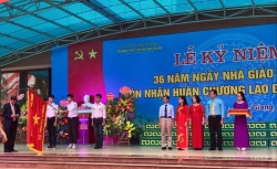 Trường THPT Chuyên Bắc Giang đón nhận Huân chương Lao động hạng Nhất
