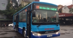 Hà Nội: Tuyến buýt số 15 được thay xe mới