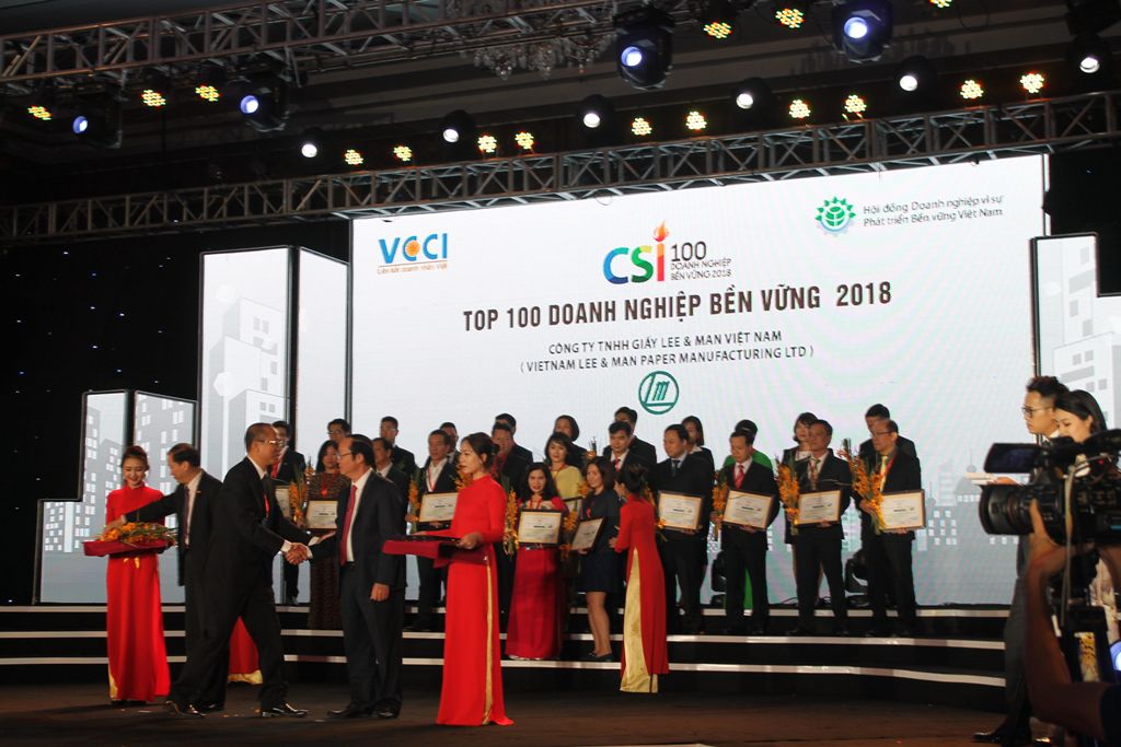 Lee &amp; Man đạt chuẩn Doanh nghiệp bền vững 2018
