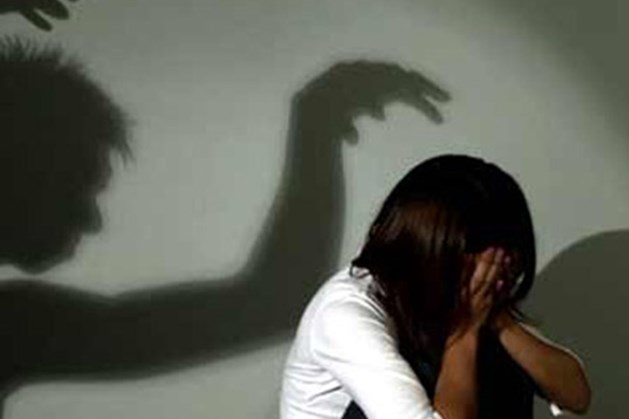 Hà Nội: Bắt giữ đối tượng rủ bé gái 13 tuổi làm chuyện người lớn