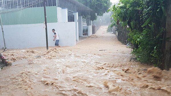 Tập trung ứng phó với bão số 9 và mưa lũ