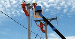 Tiếp tục bố trí vốn cho Dự án cấp điện nông thôn tỉnh Cà Mau
