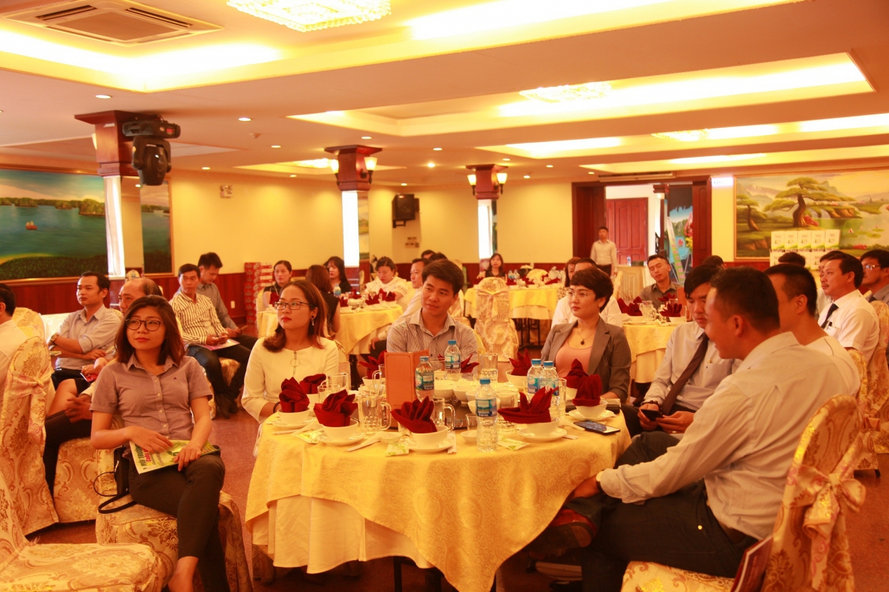 Khách mời tham dự chúc mừng Tạp chí Môi trường và Cuộc sống ra mắt Văn phòng đại diện tại TP Hồ Chí Minh