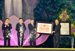 Thủ tướng dự lễ đón nhận danh hiệu Công viên địa chất toàn cầu Non nước Cao Bằng