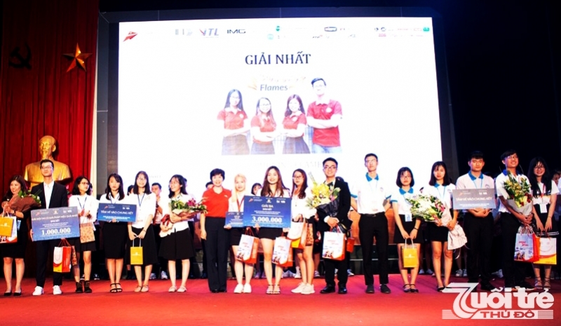 Sau một ngày thi kịch tính, vòng bán kết Cuộc thi Young Logistics Talent 2019 thành công rực rỡ