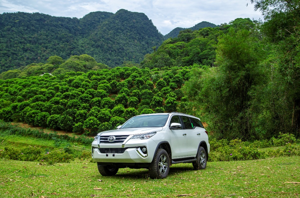 Xe Toyota Fortuner