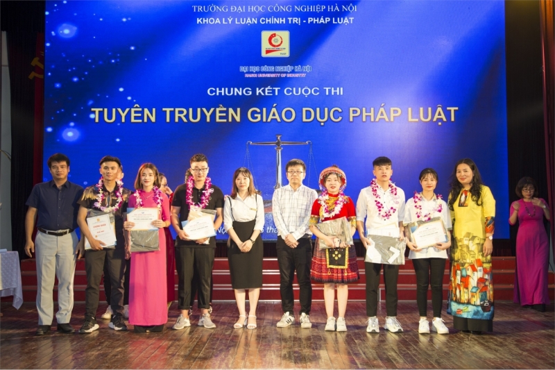 Giải Nhì thuộc cuộc thi Tuyên truyền giáo dục Pháp luật thuộc về Khoa Quản lý kinh doanh và Khoa Điện