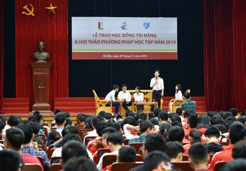 132 sinh viên trường ĐH Bách khoa Hà Nội nhận học bổng toàn phần