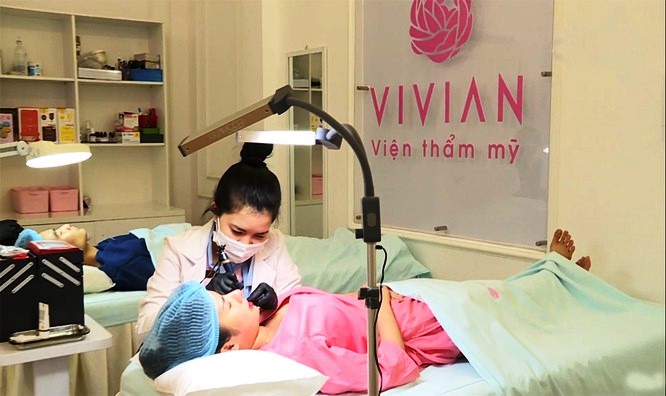 TP HCM: Sửa mũi tại Viện thẩm mỹ Vivian, một bệnh nhân nguy kịch